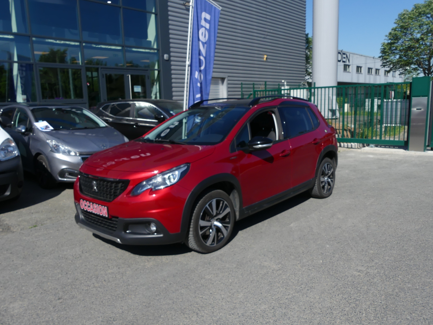 PEUGEOT 2008